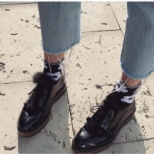 Apostrophe Jean Paul Fortin Black Lace Up Oxfords with fur accents